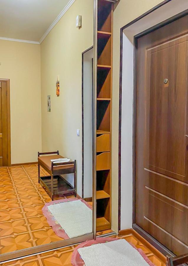 Rent Kiev Apartment 2 Min Metro Chernihivska Εξωτερικό φωτογραφία